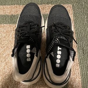 Adidas Ultraboost 19s
